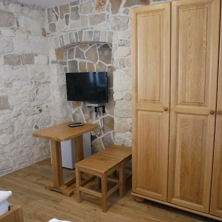 Guest House Jere Old Town 로고즈니차 외부 사진