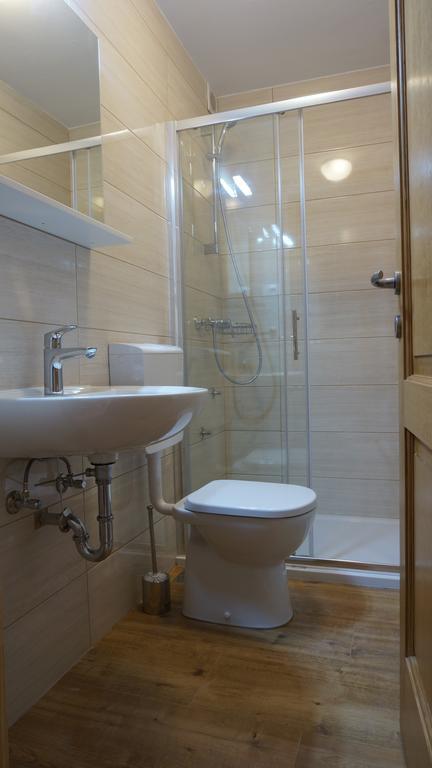 Guest House Jere Old Town 로고즈니차 객실 사진