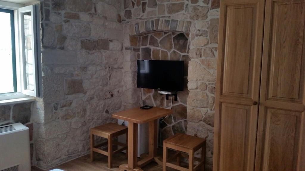 Guest House Jere Old Town 로고즈니차 외부 사진