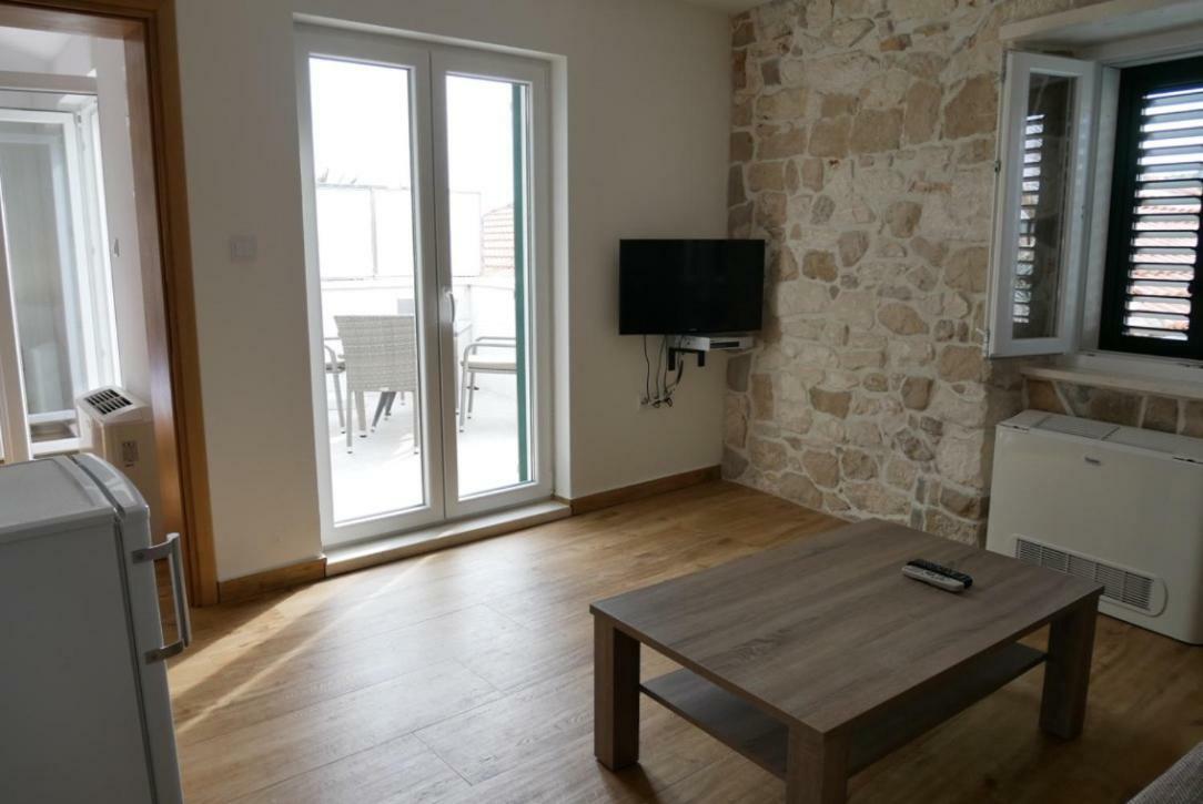 Guest House Jere Old Town 로고즈니차 외부 사진